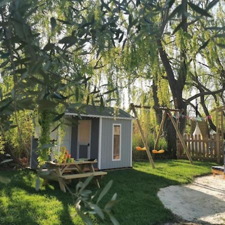 Mas De Ferigoulet -"La Rose Des Vents"& Univers Enfants "Lou Pitchoun" Orgon Exterior foto