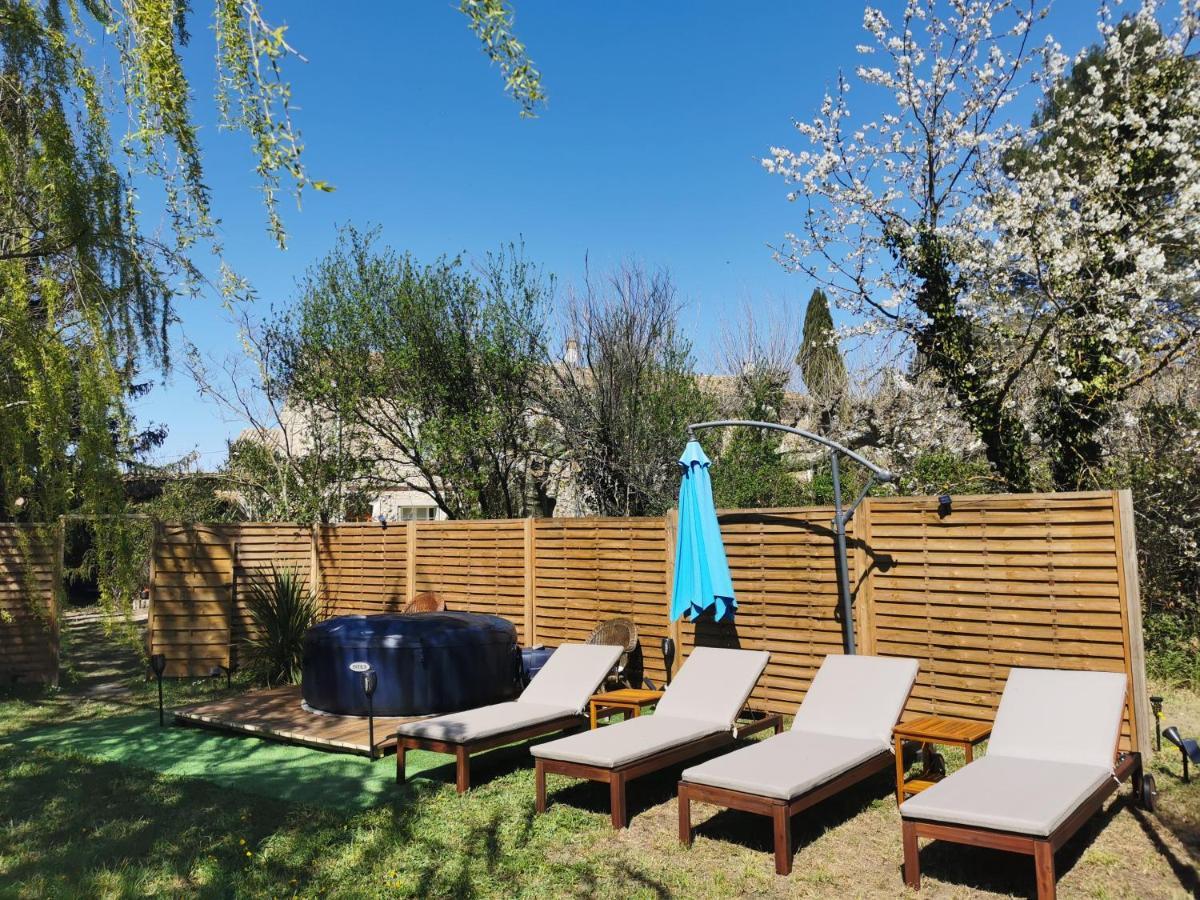 Mas De Ferigoulet -"La Rose Des Vents"& Univers Enfants "Lou Pitchoun" Orgon Exterior foto